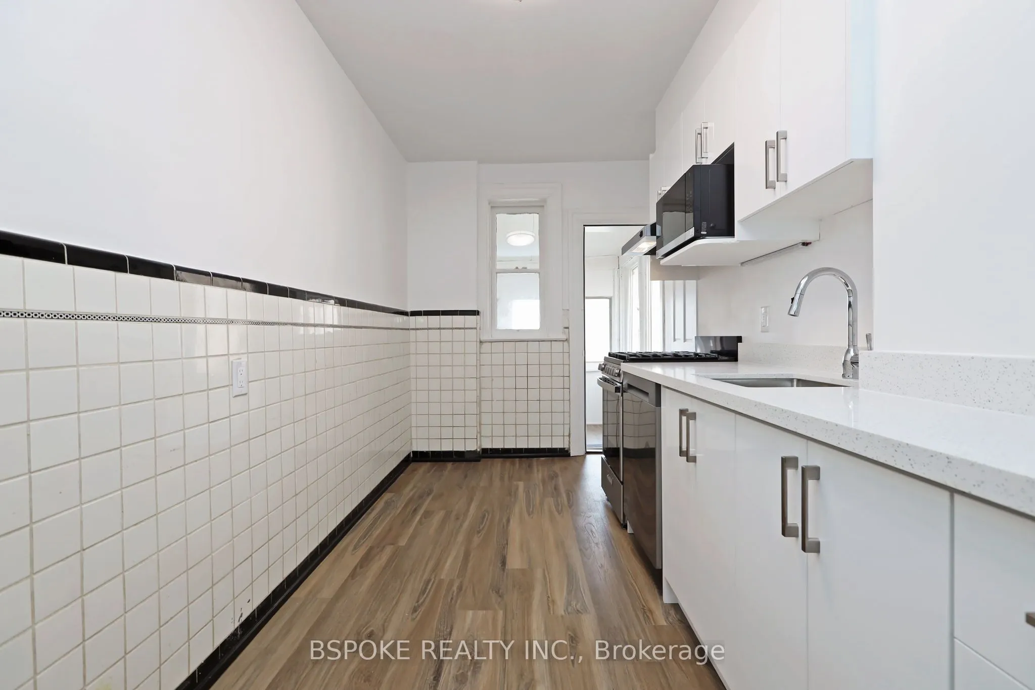 628 College Street, #2