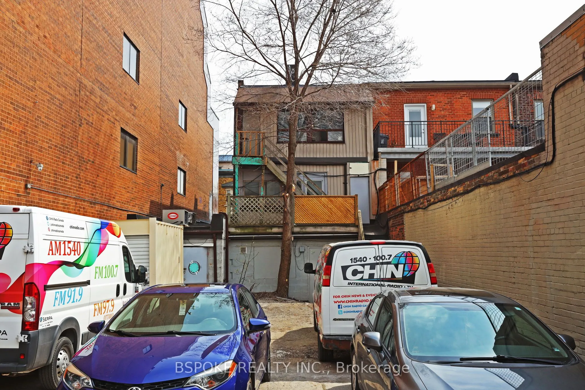 628 College Street, #2