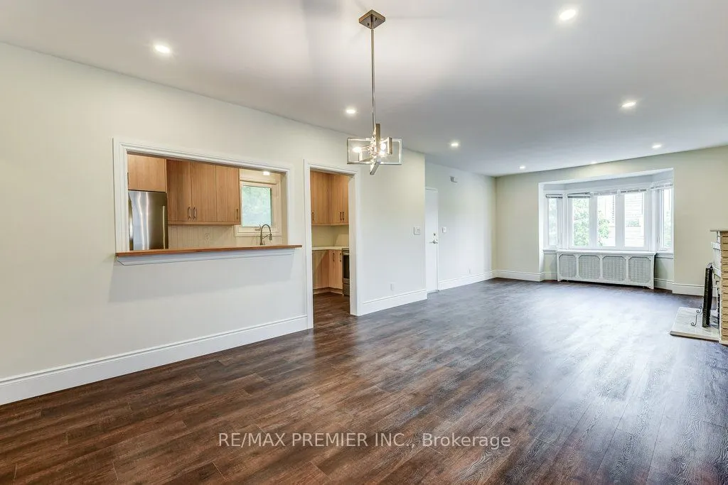 184 Highbourne Road, #2nd Floor