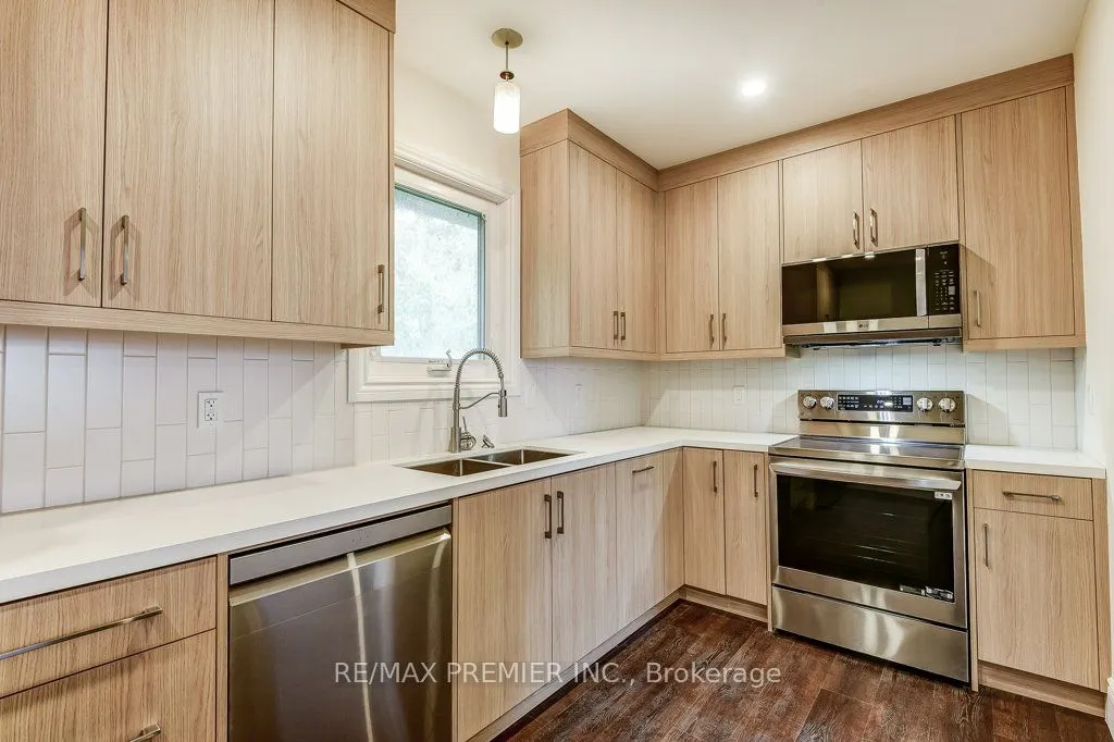 184 Highbourne Road, #2nd Floor