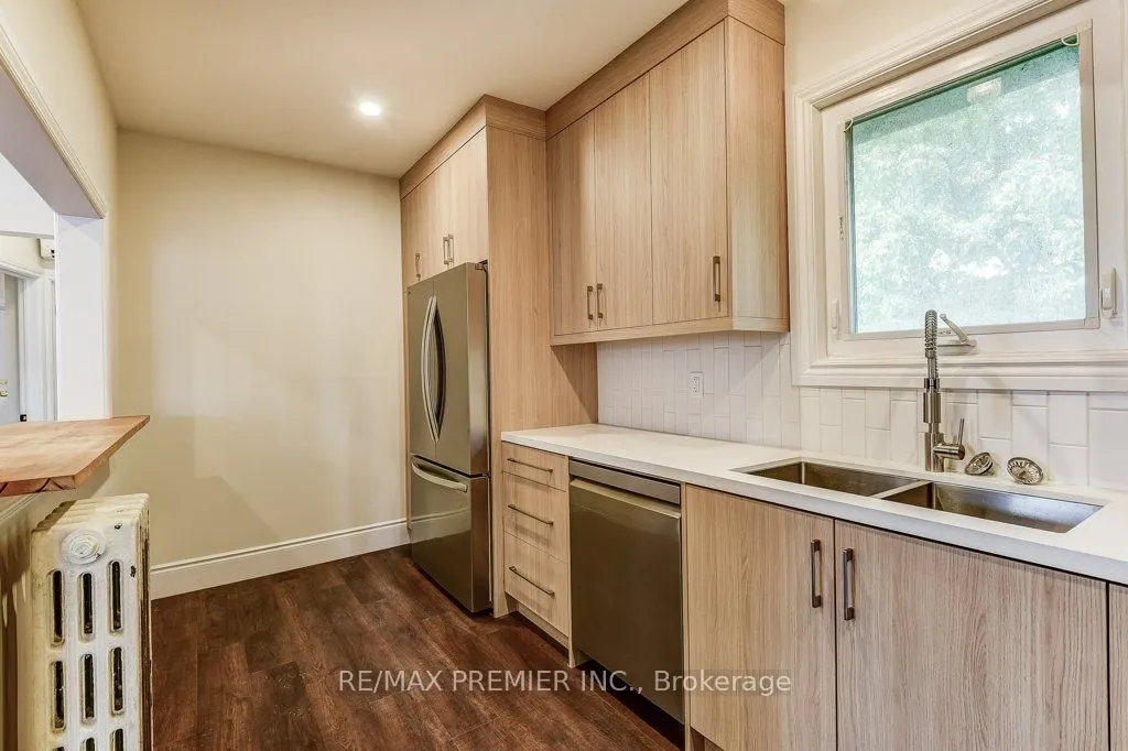 184 Highbourne Road, #2nd Floor