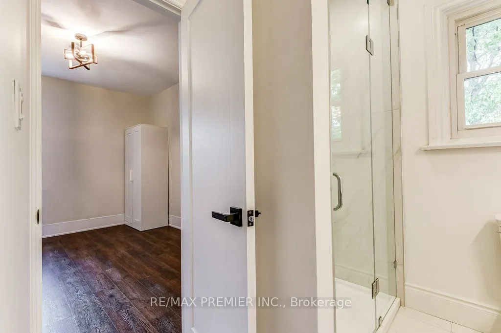 184 Highbourne Road, #2nd Floor