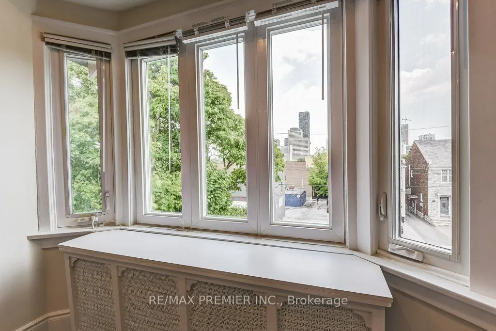 184 Highbourne Road, #2nd Floor