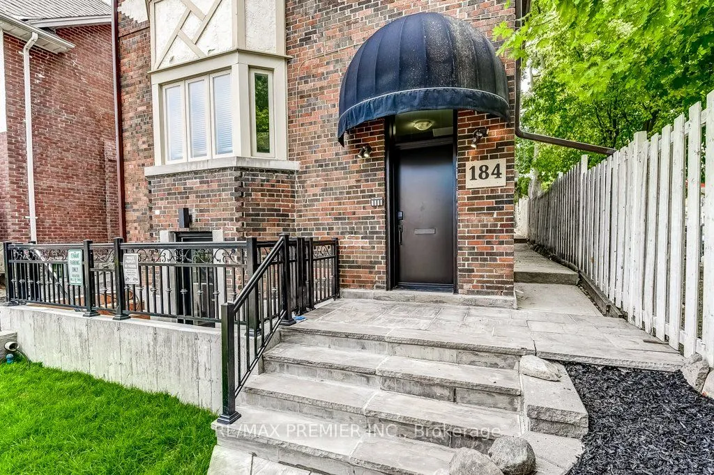 184 Highbourne Road, #2nd Floor