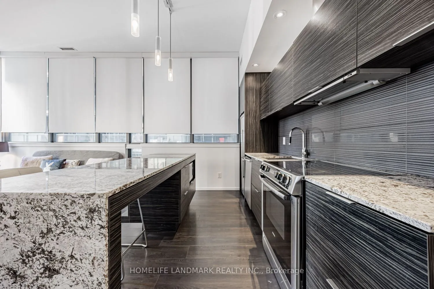 8 Charlotte Street, #602