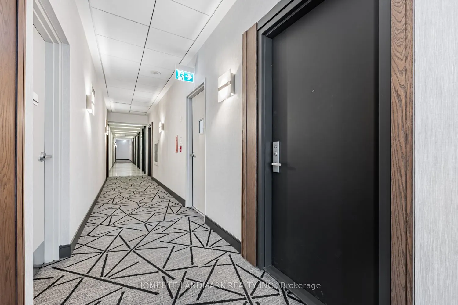 8 Charlotte Street, #602