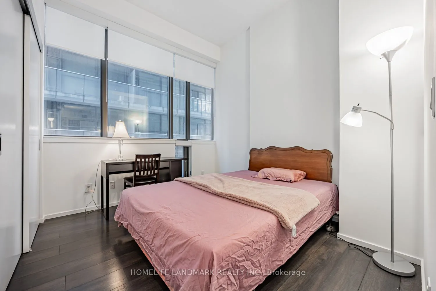 8 Charlotte Street, #602