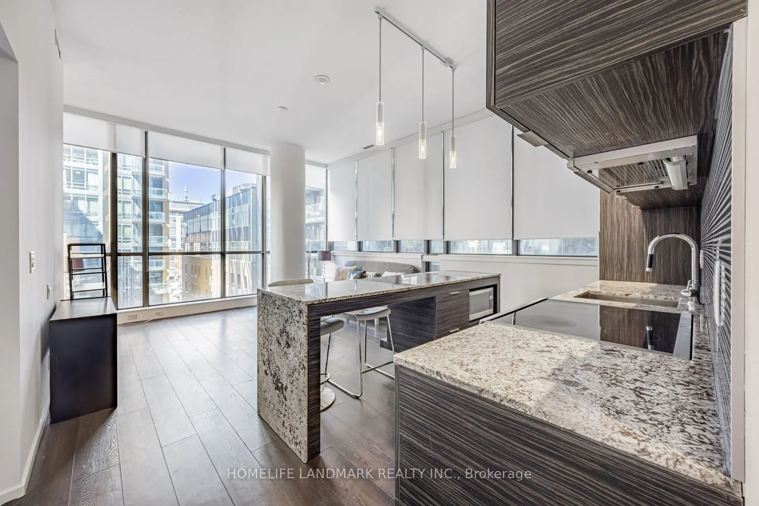 8 Charlotte Street, #602