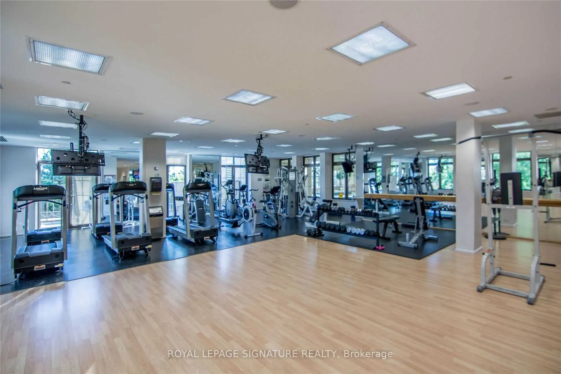 78 Harrison Garden Boulevard, #1507