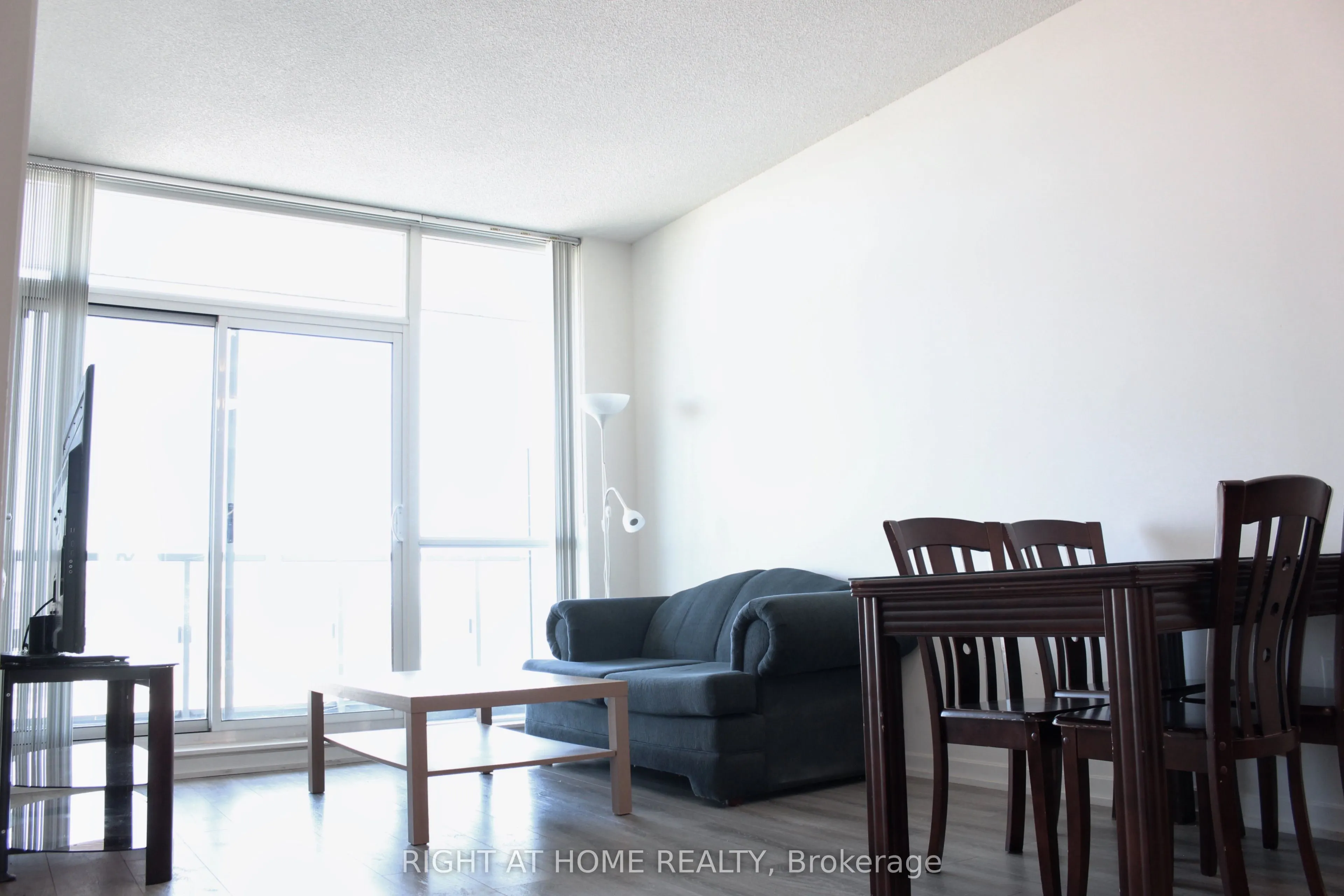 66 Forest Manor Road, #1003