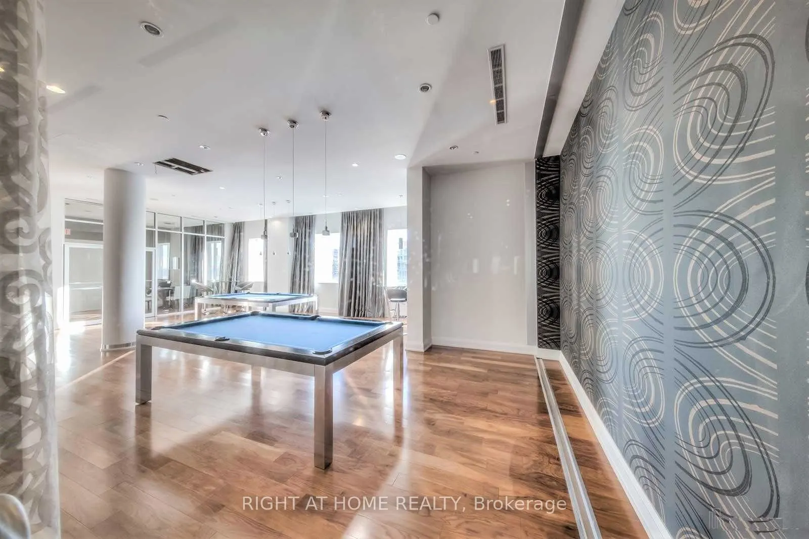 66 Forest Manor Road, #1003