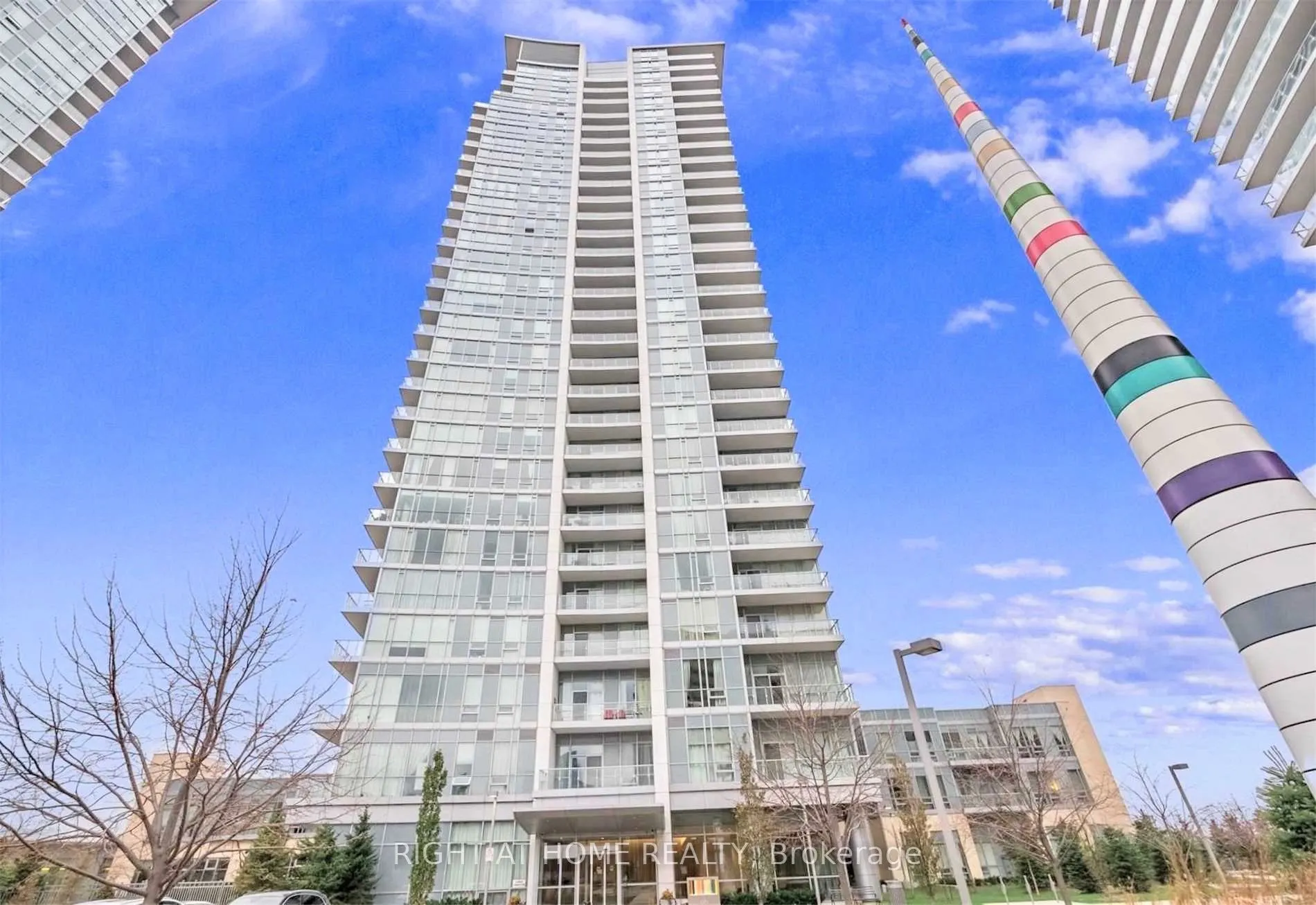 66 Forest Manor Road, #1003