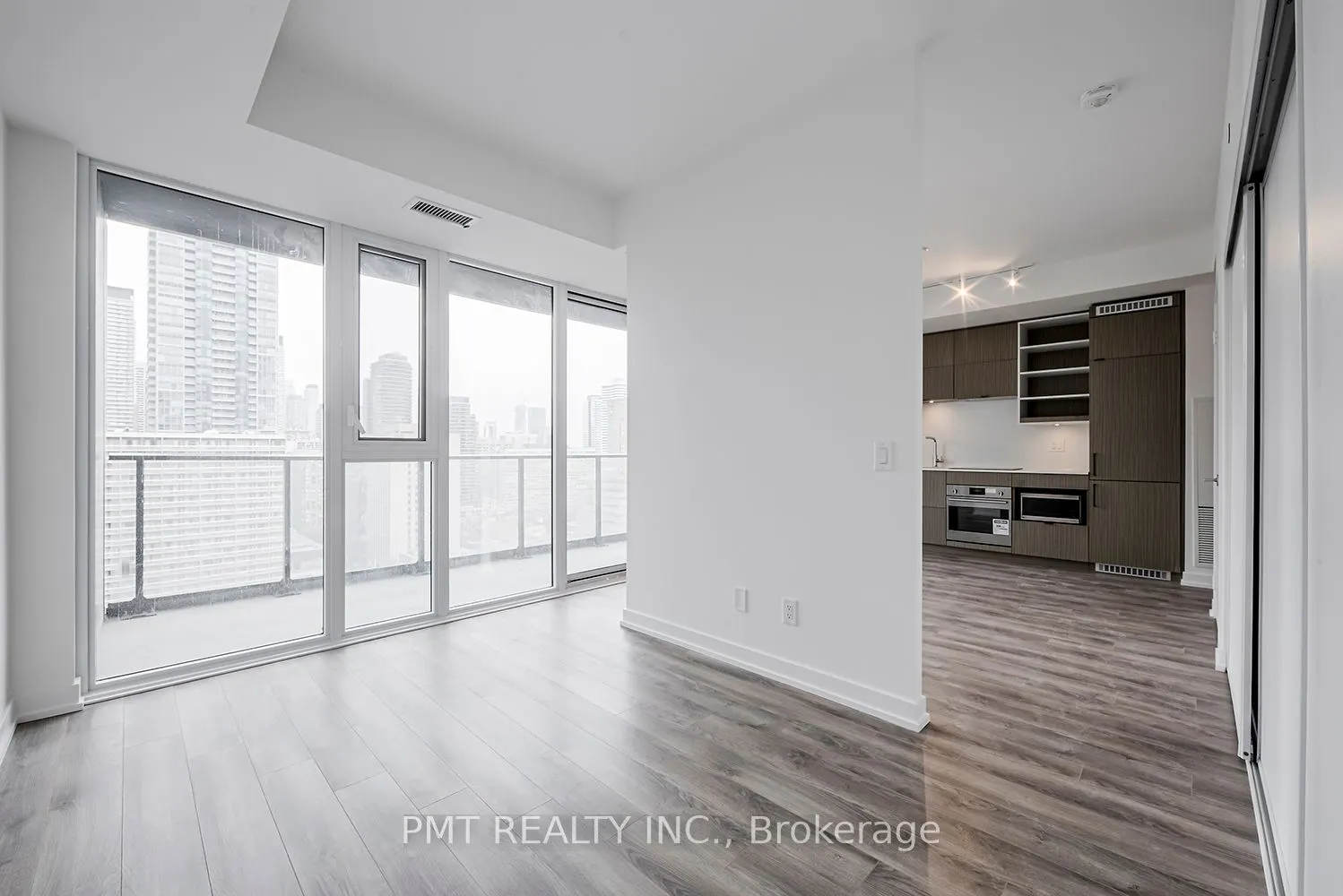 20 Edward Street, #1901