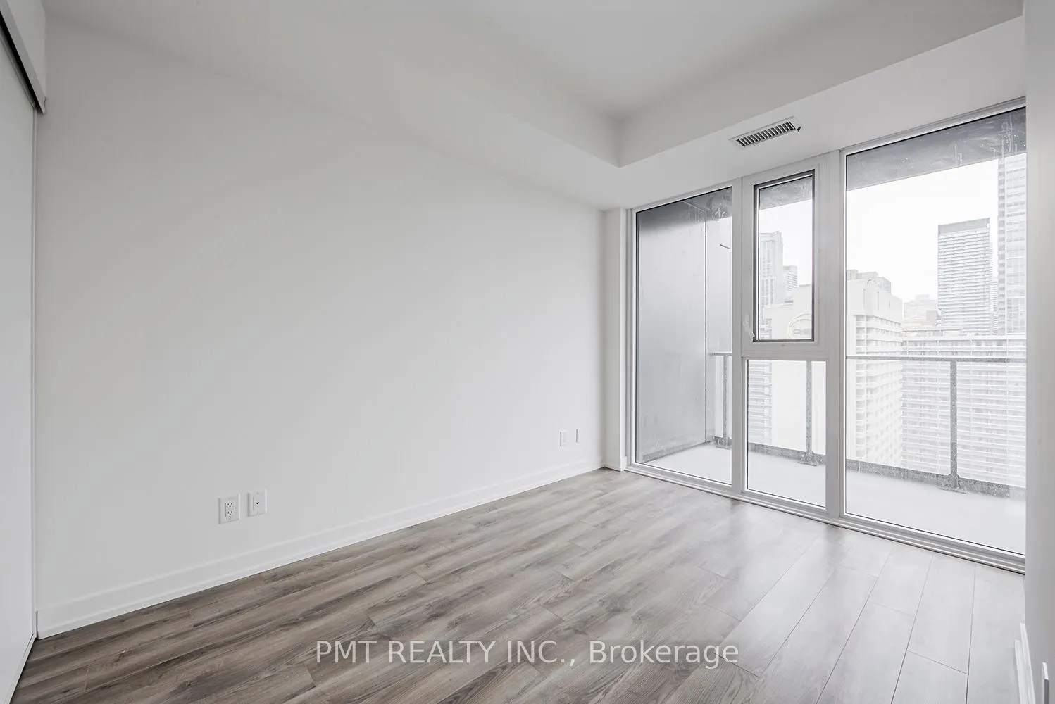 20 Edward Street, #1901
