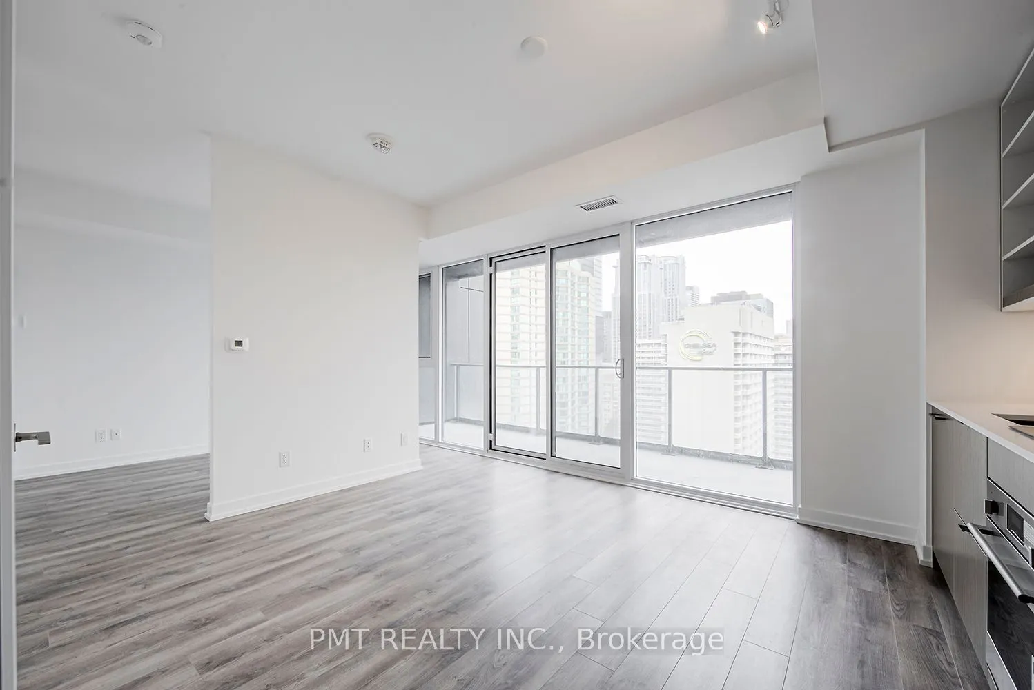 20 Edward Street, #1901
