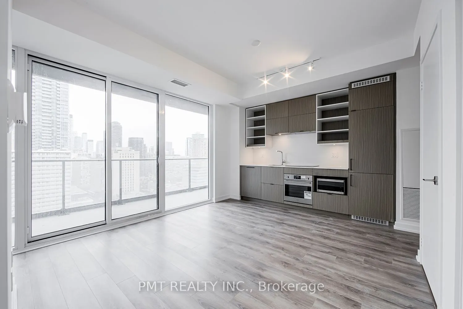 20 Edward Street, #1901