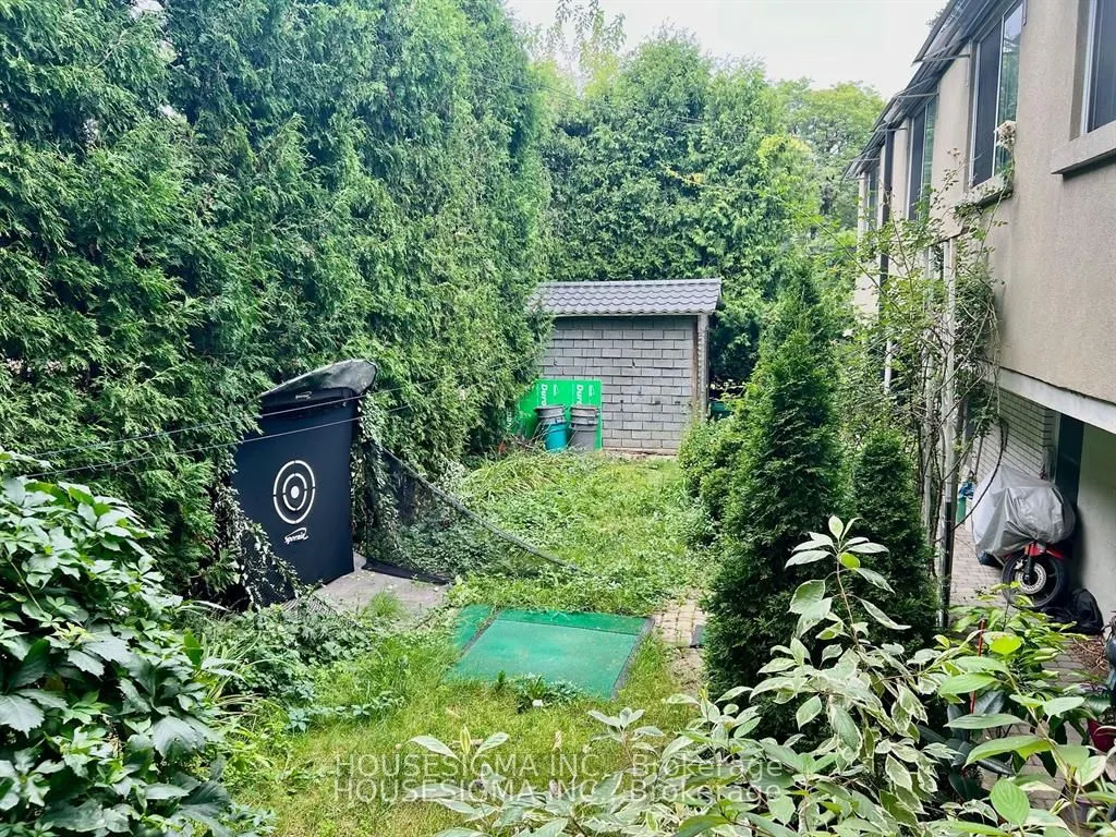 4 Hyfan Court, #Main