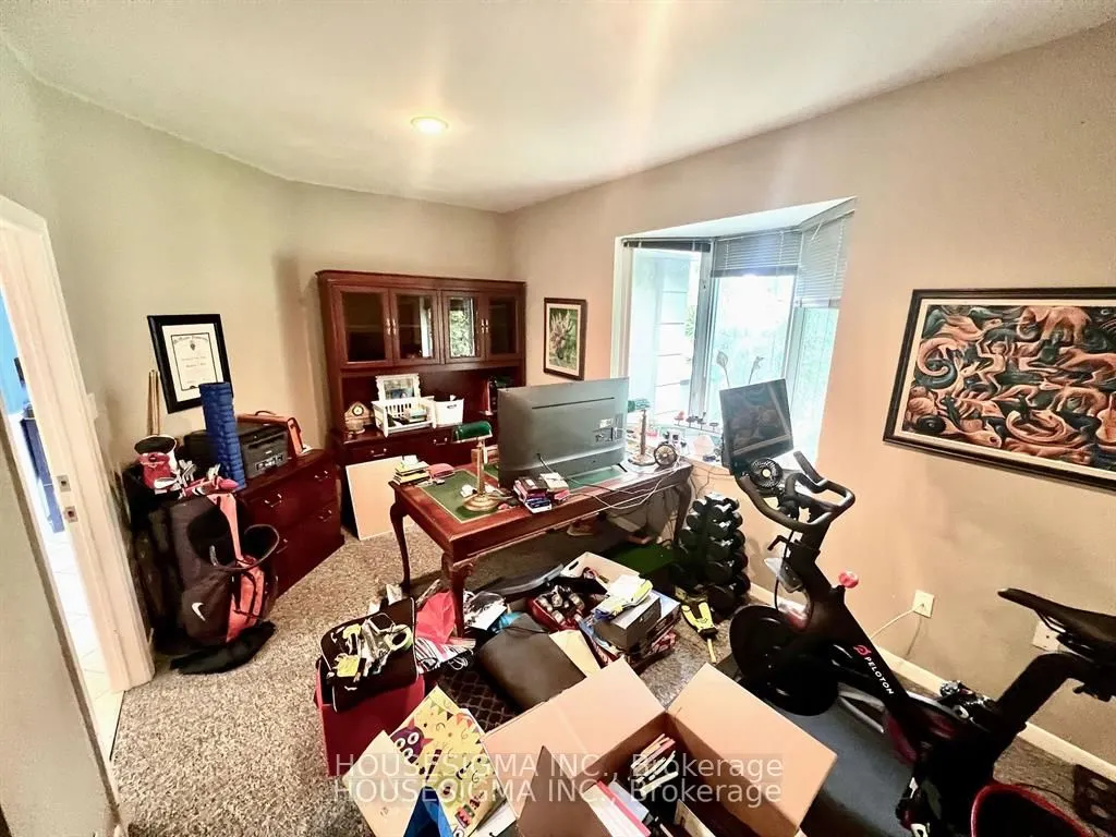 4 Hyfan Court, #Main