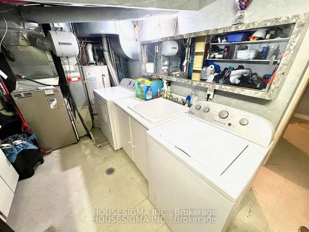 4 Hyfan Court, #Main