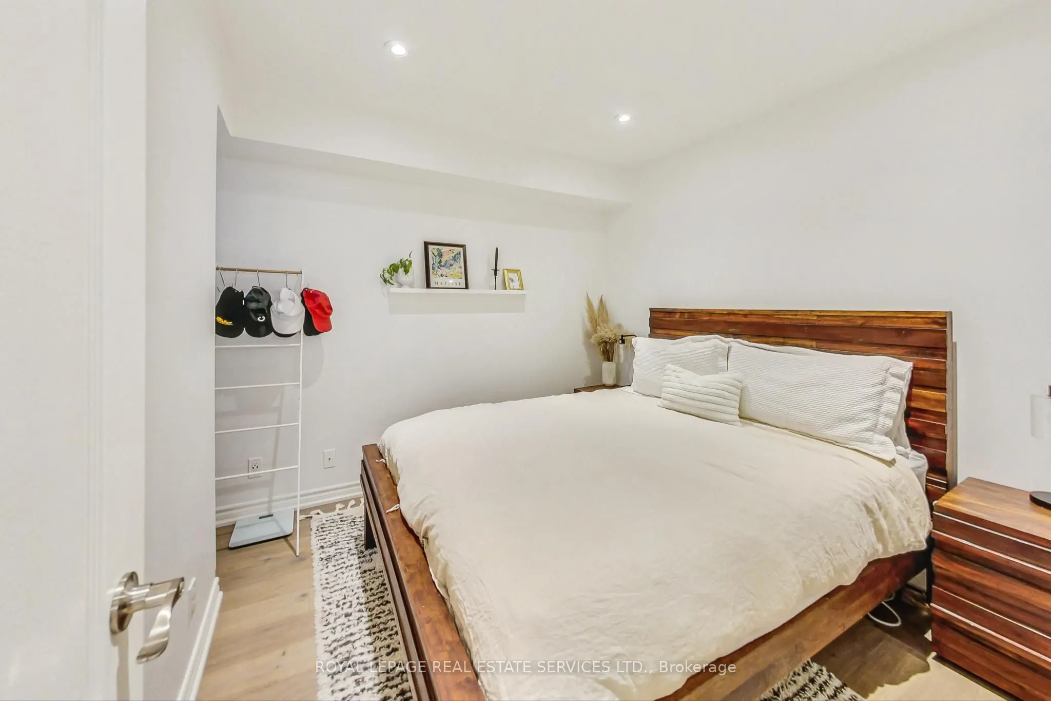 9 Sudbury Street, #901