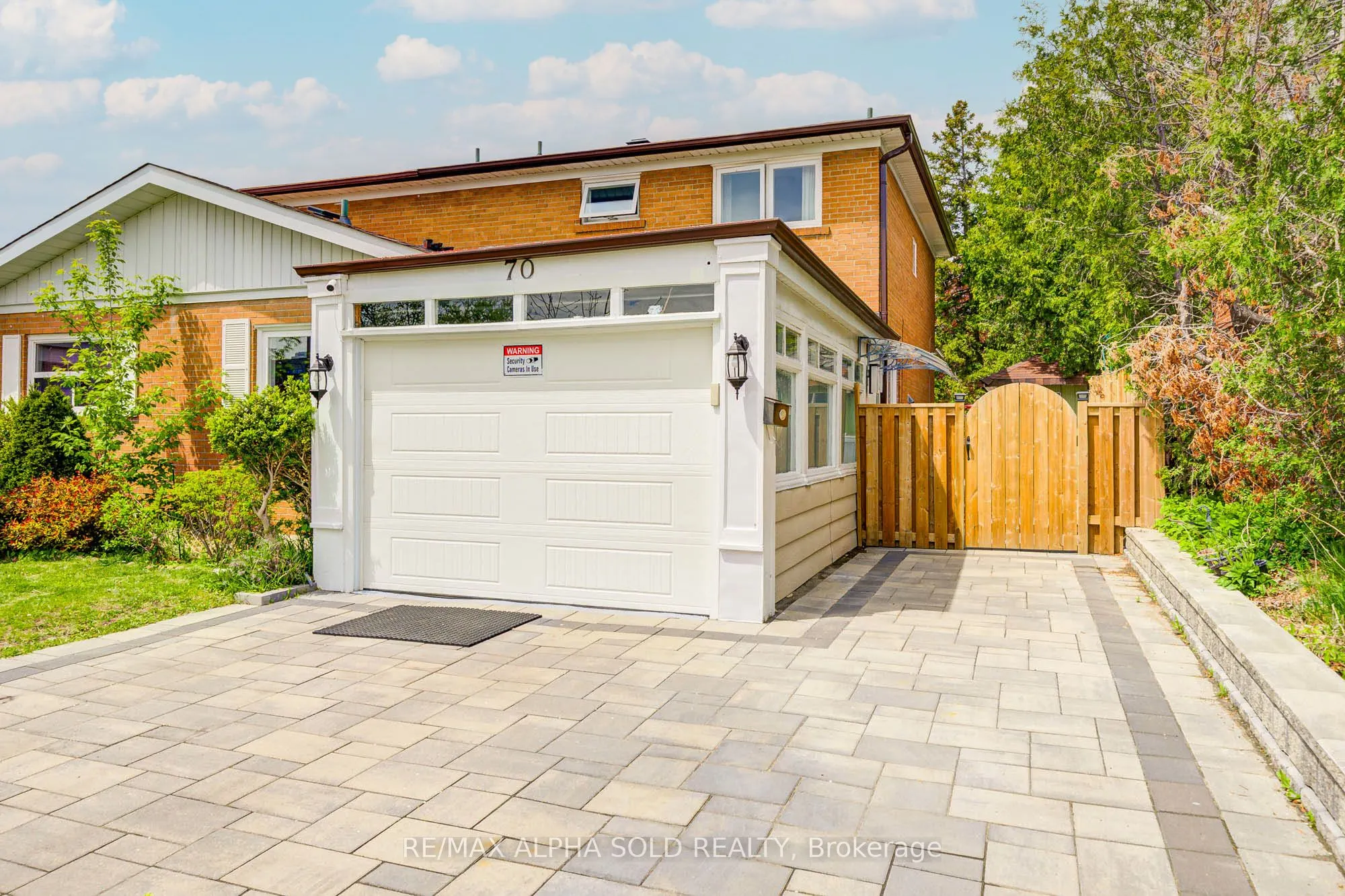 70 Clydesdale Drive