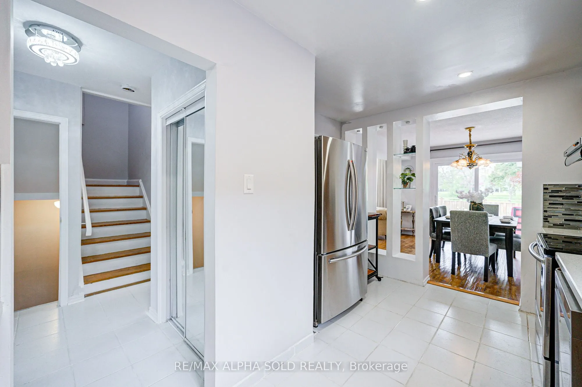 70 Clydesdale Drive