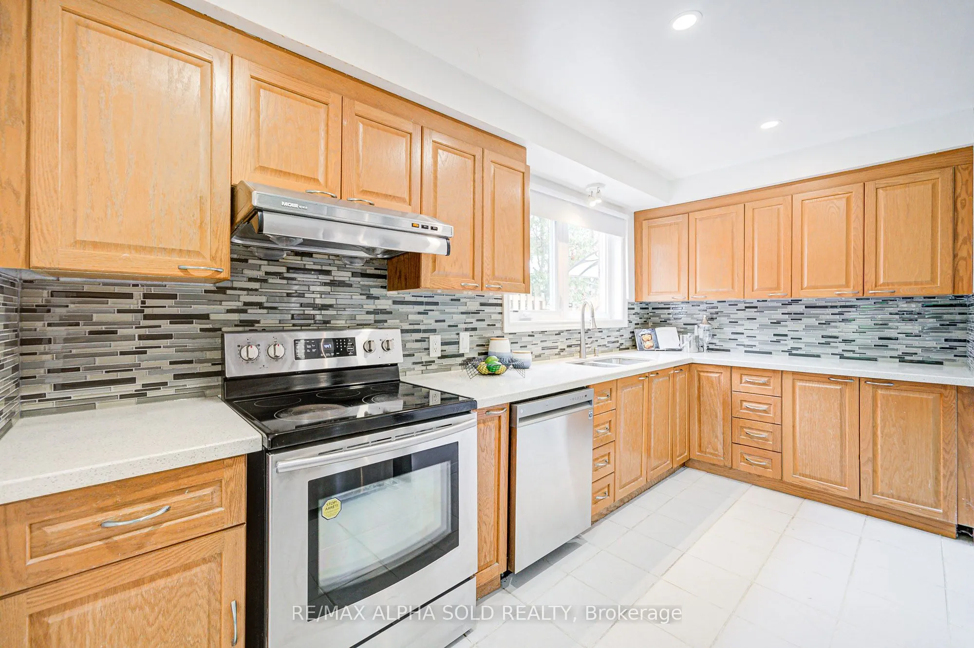 70 Clydesdale Drive