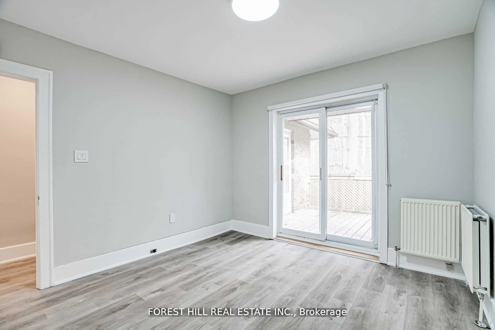 8 Poplar Plains Crescent, #Upper