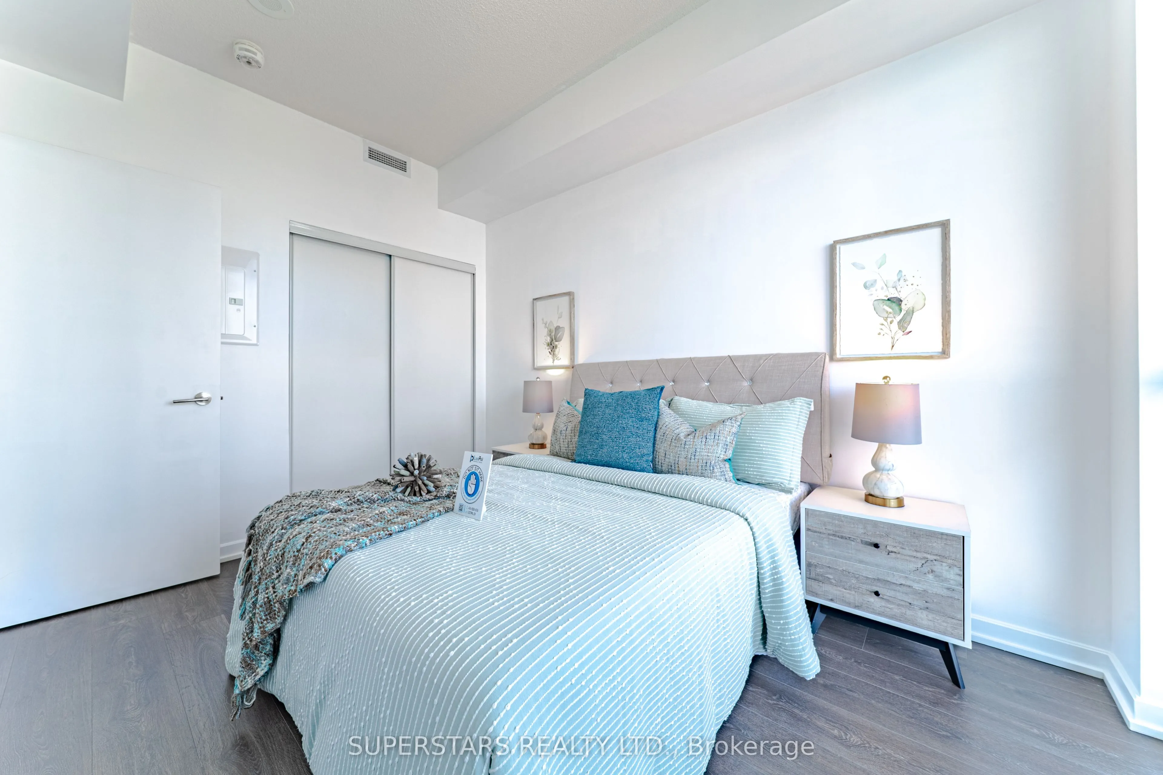32 Forest Manor Road, #2603