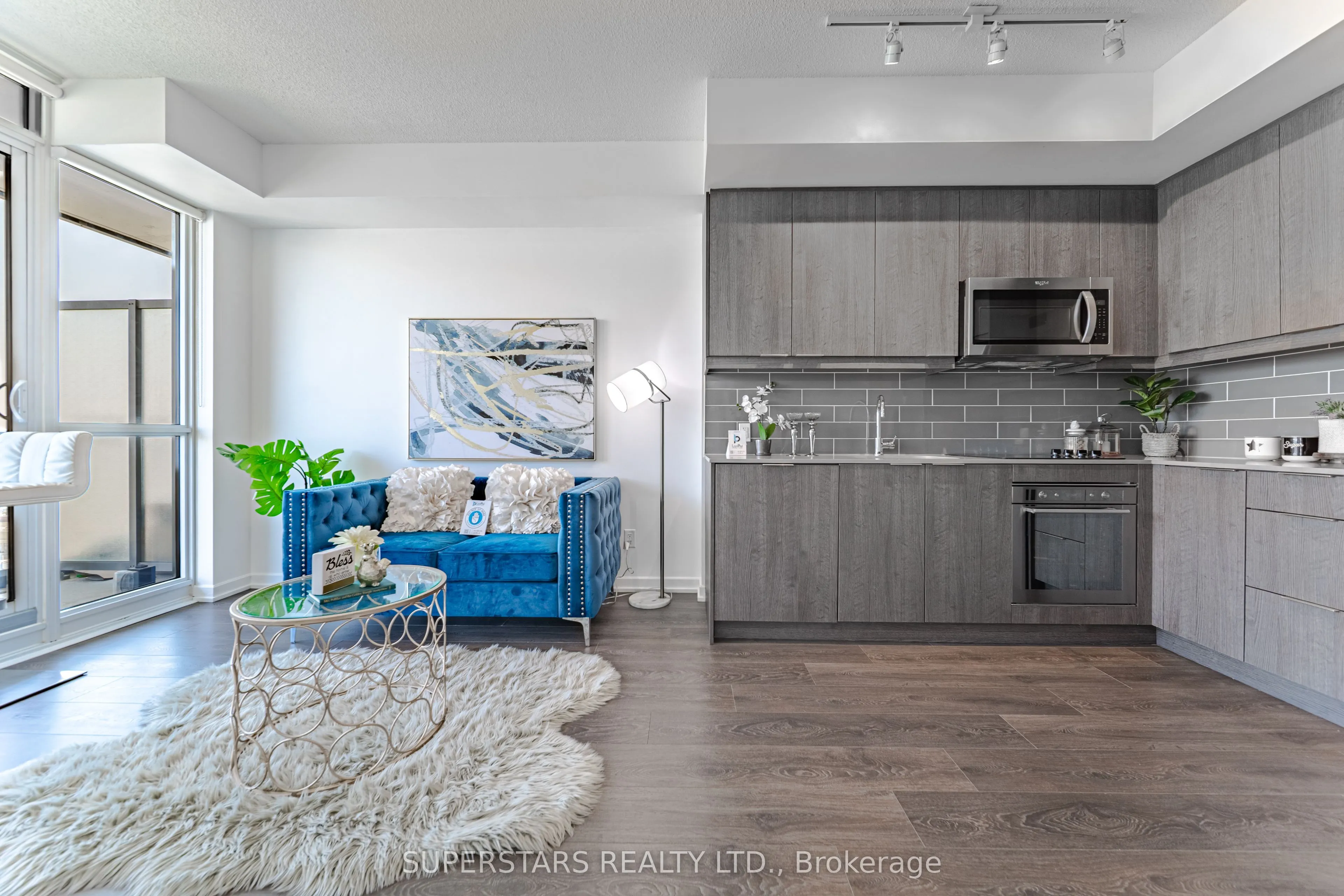 32 Forest Manor Road, #2603