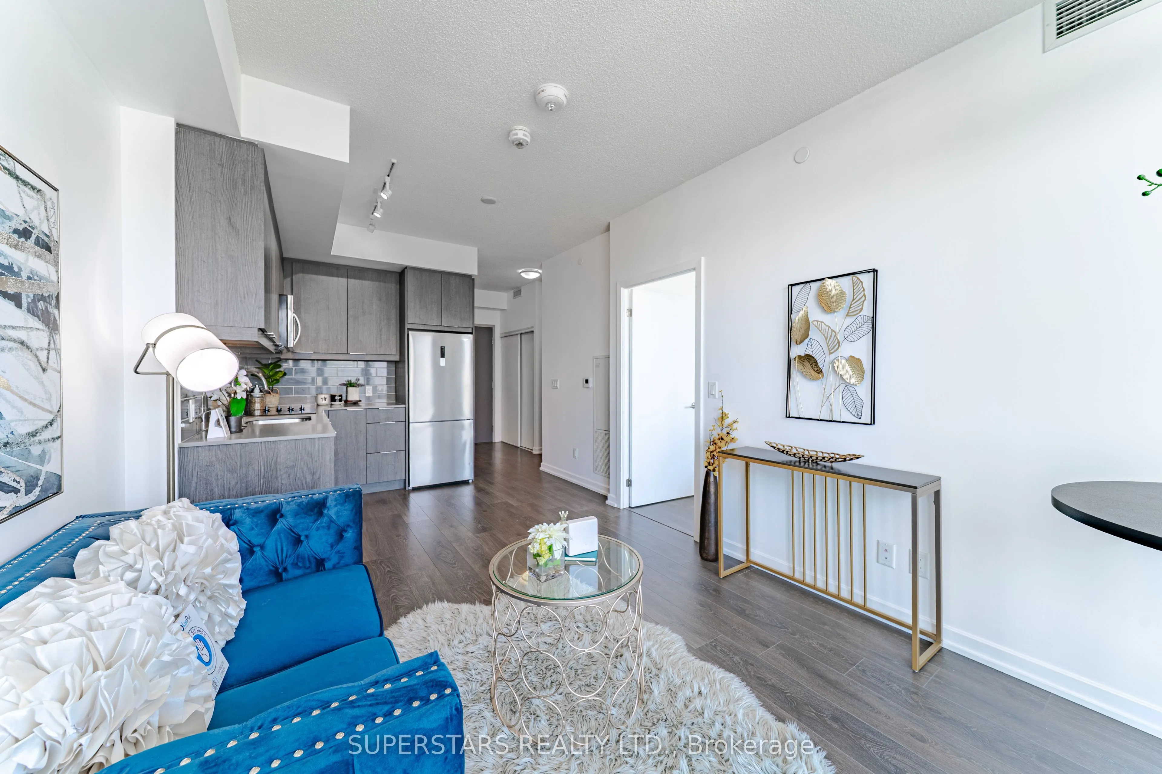 32 Forest Manor Road, #2603
