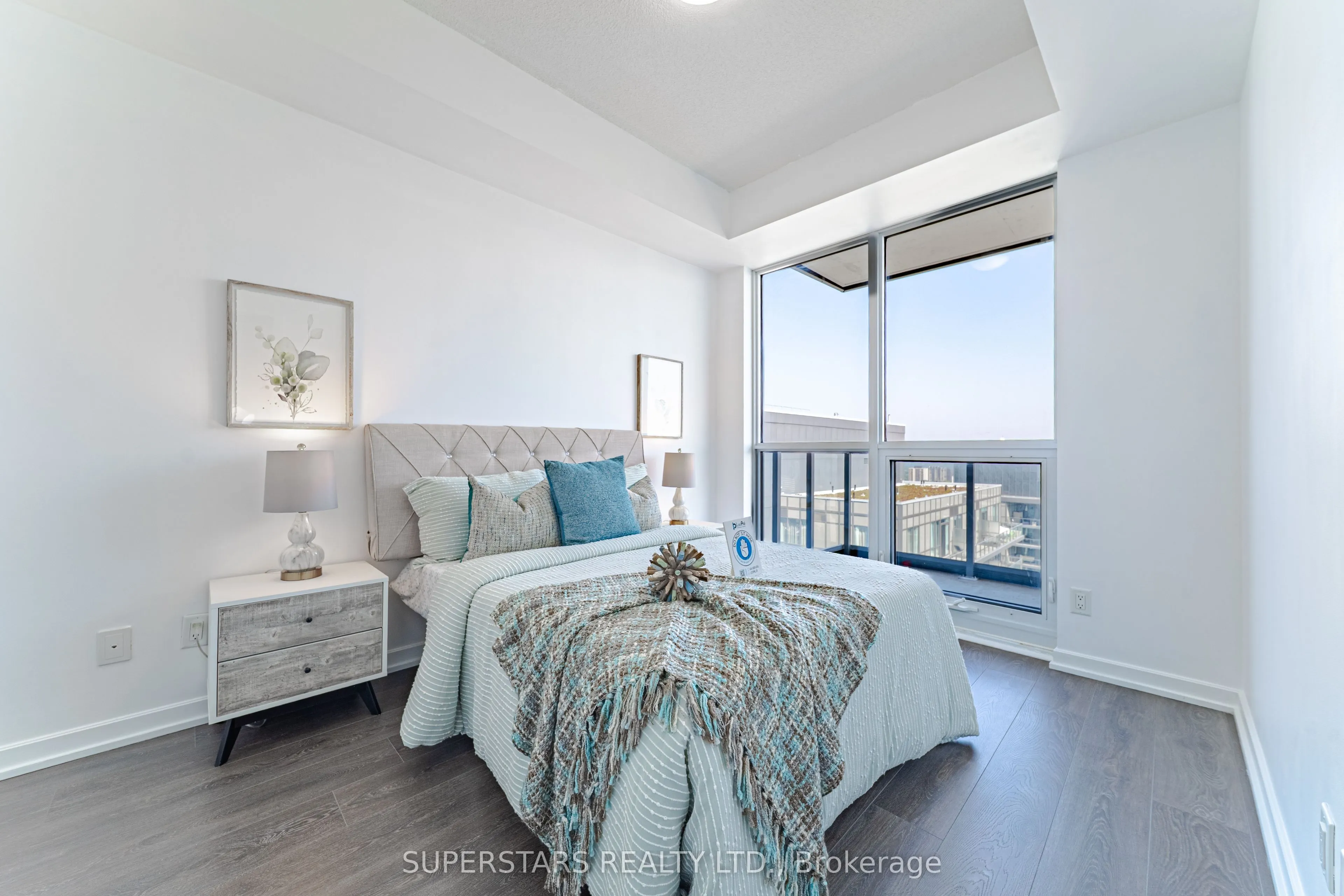 32 Forest Manor Road, #2603