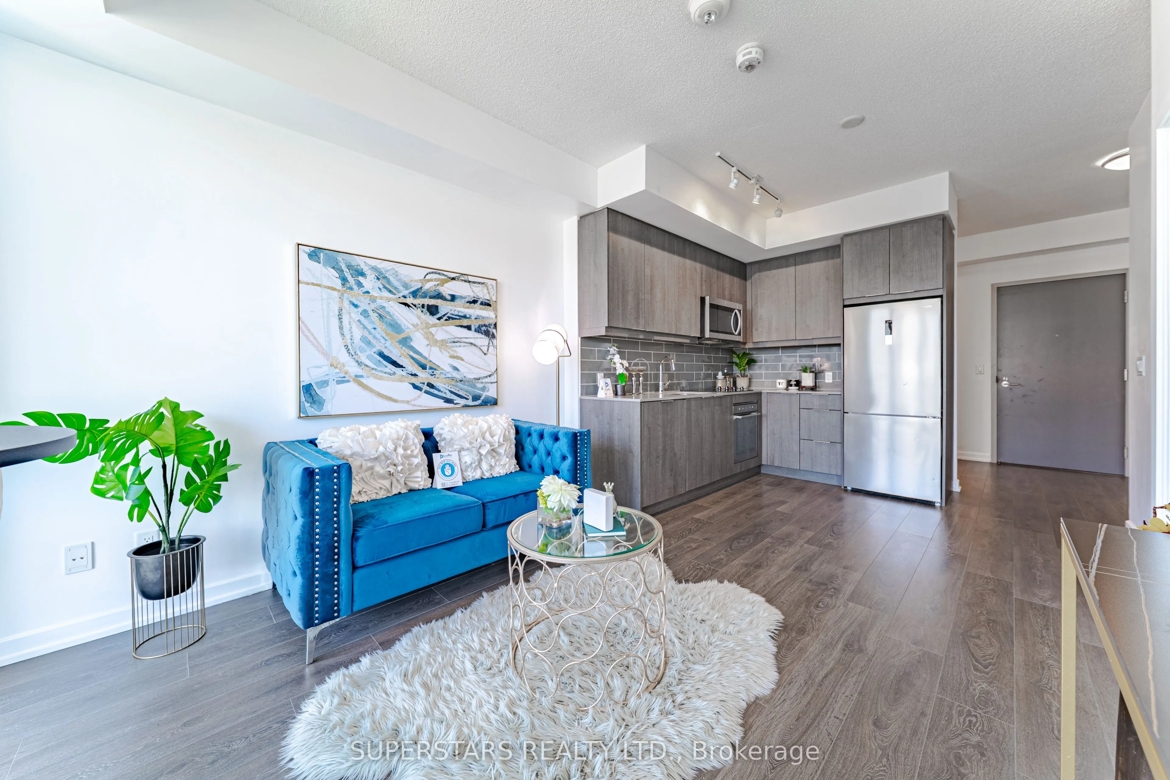 32 Forest Manor Road, #2603
