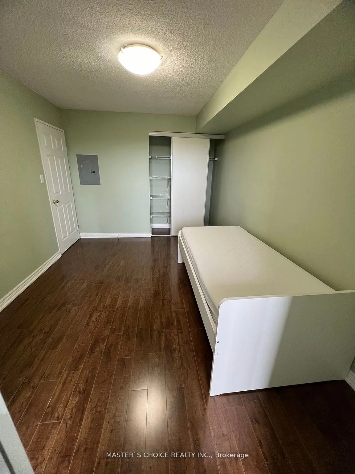 28 Empress Avenue, #1806