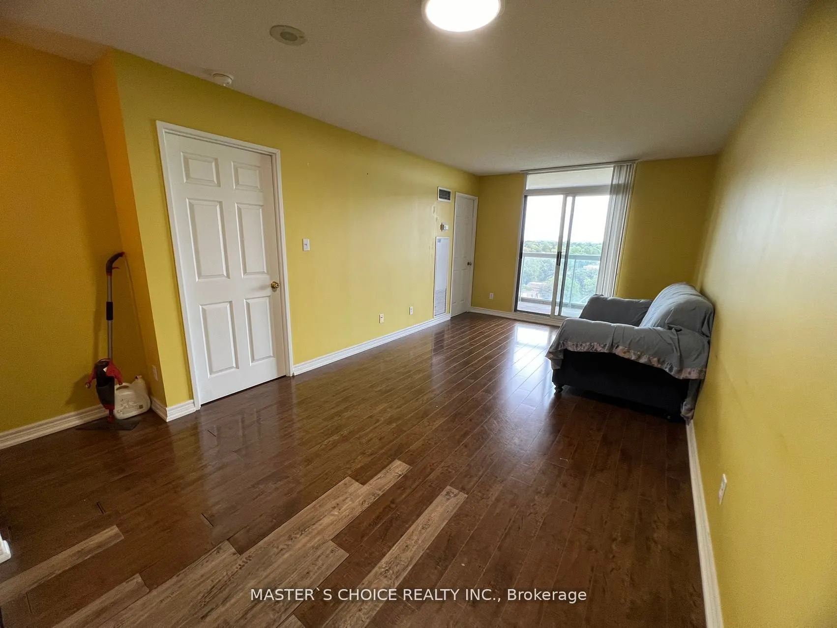 28 Empress Avenue, #1806