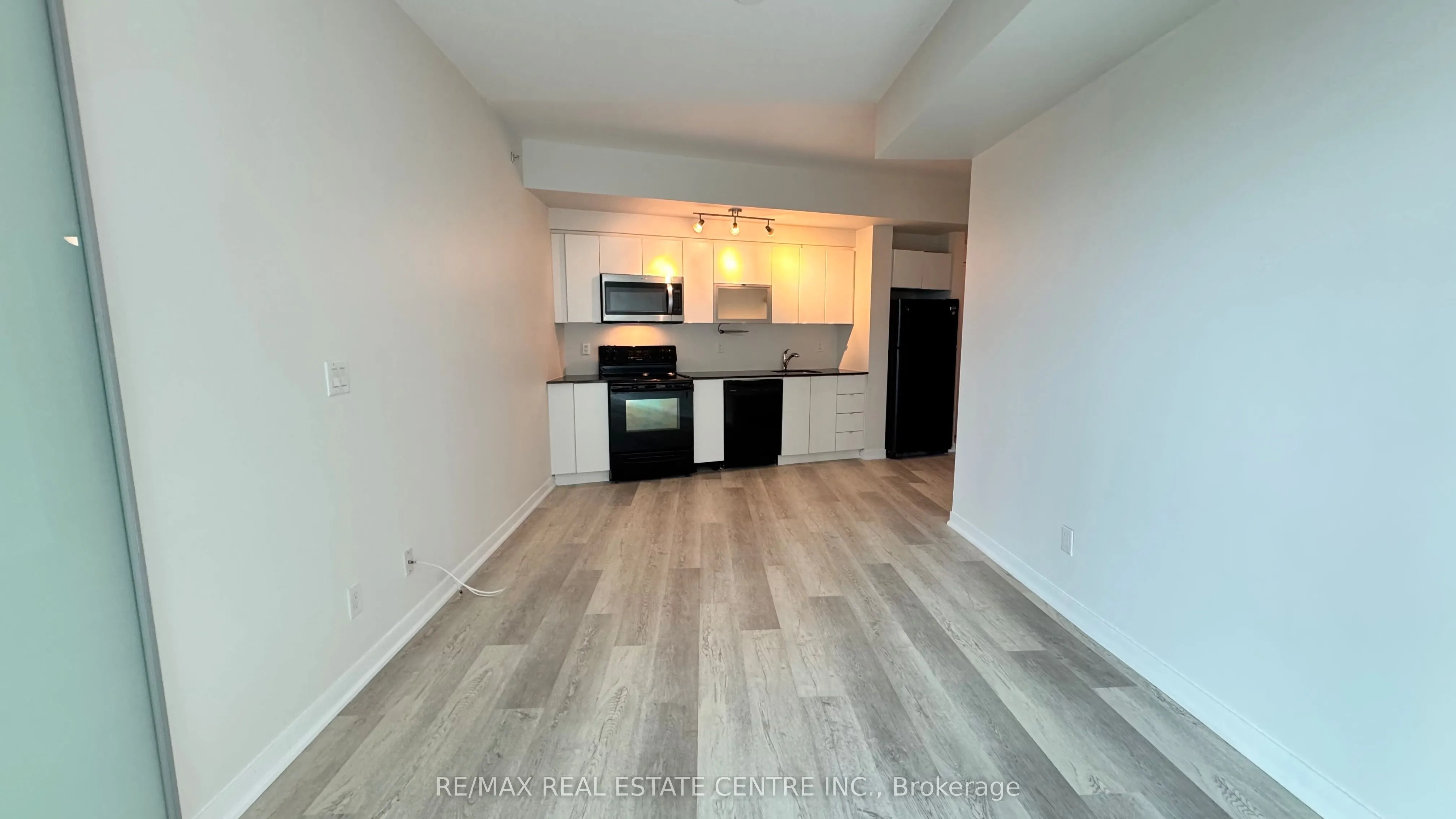 150 East Liberty Street, #1111