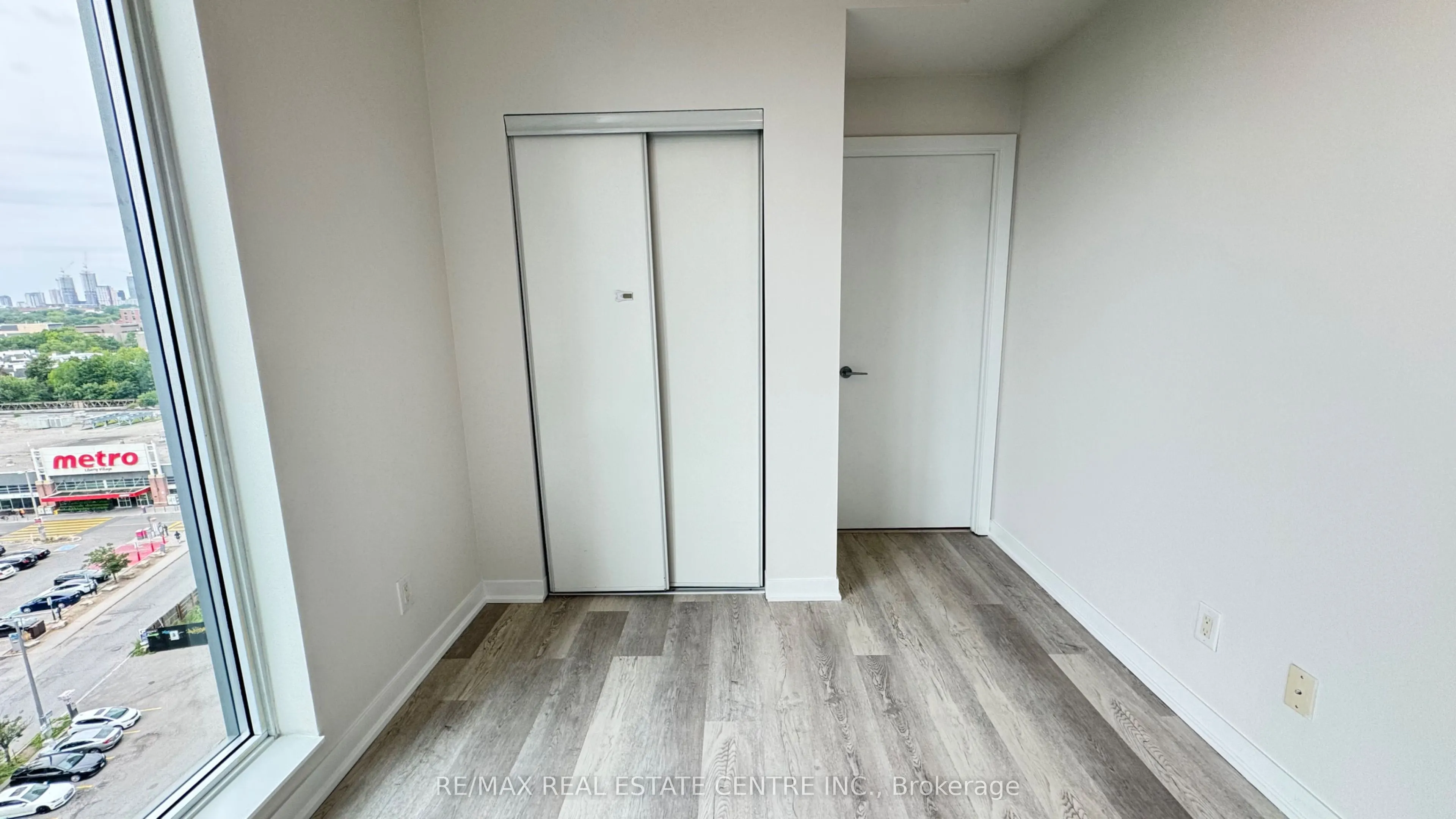 150 East Liberty Street, #1111