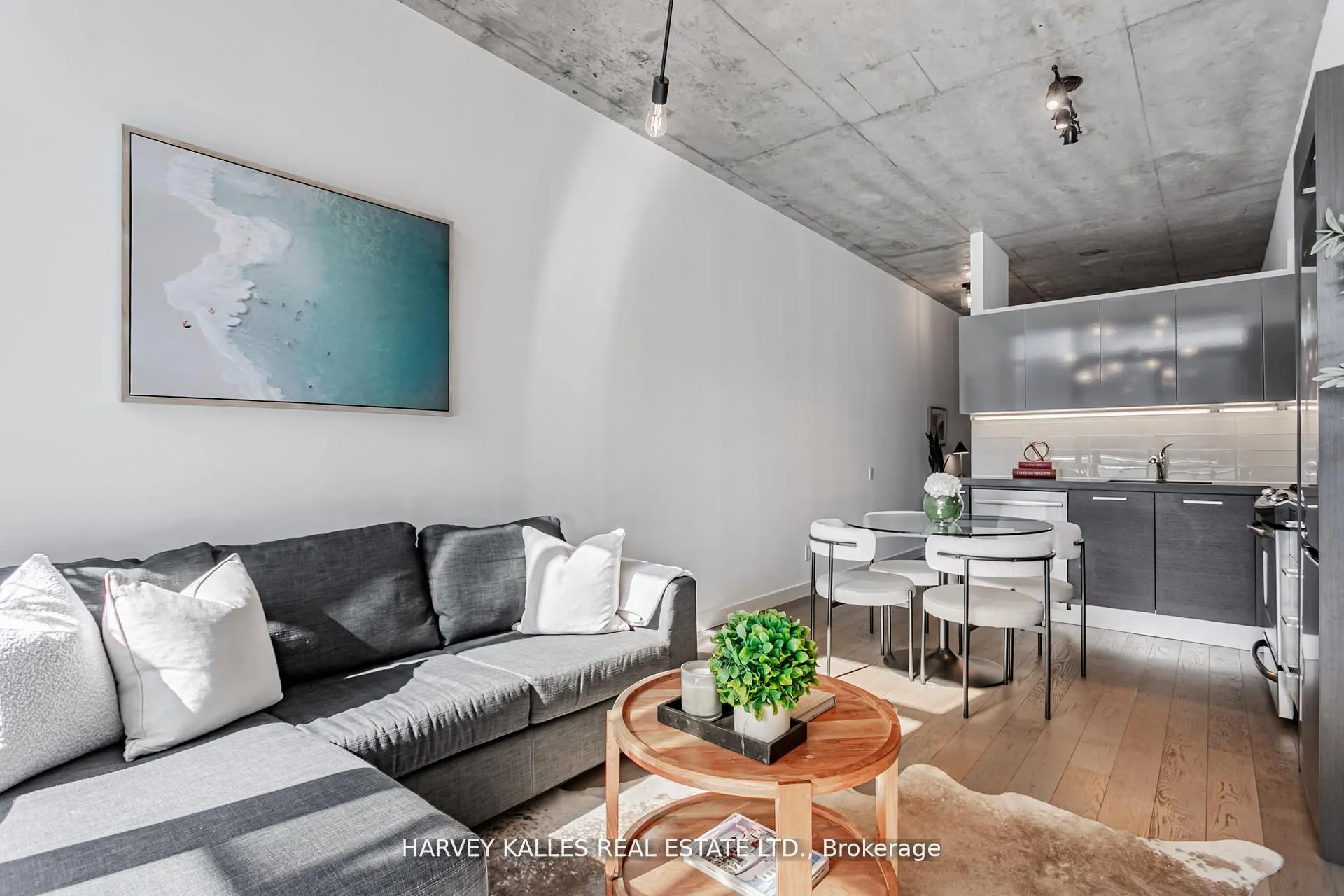 25 Stafford Street, #406