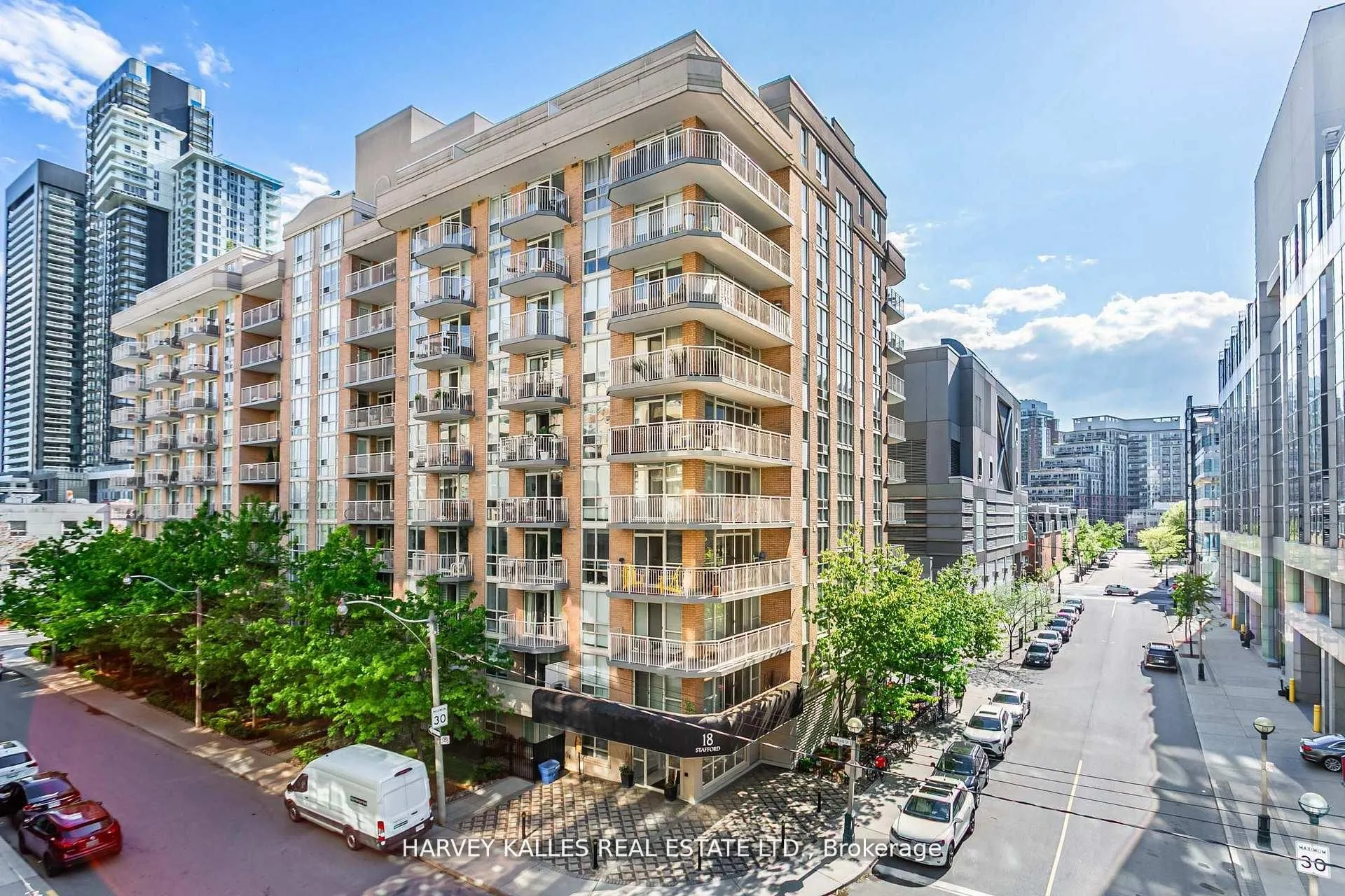 25 Stafford Street, #406