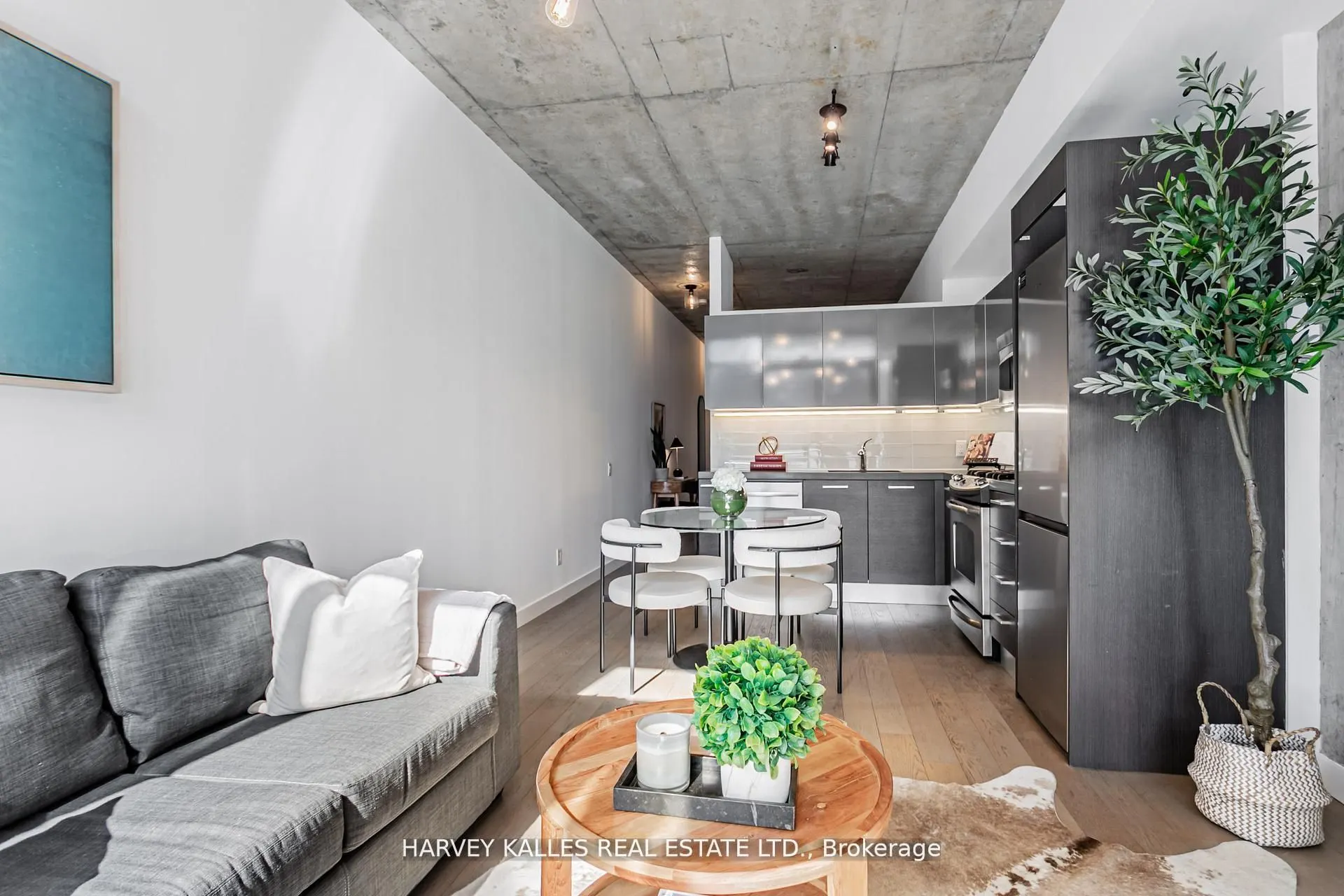 25 Stafford Street, #406