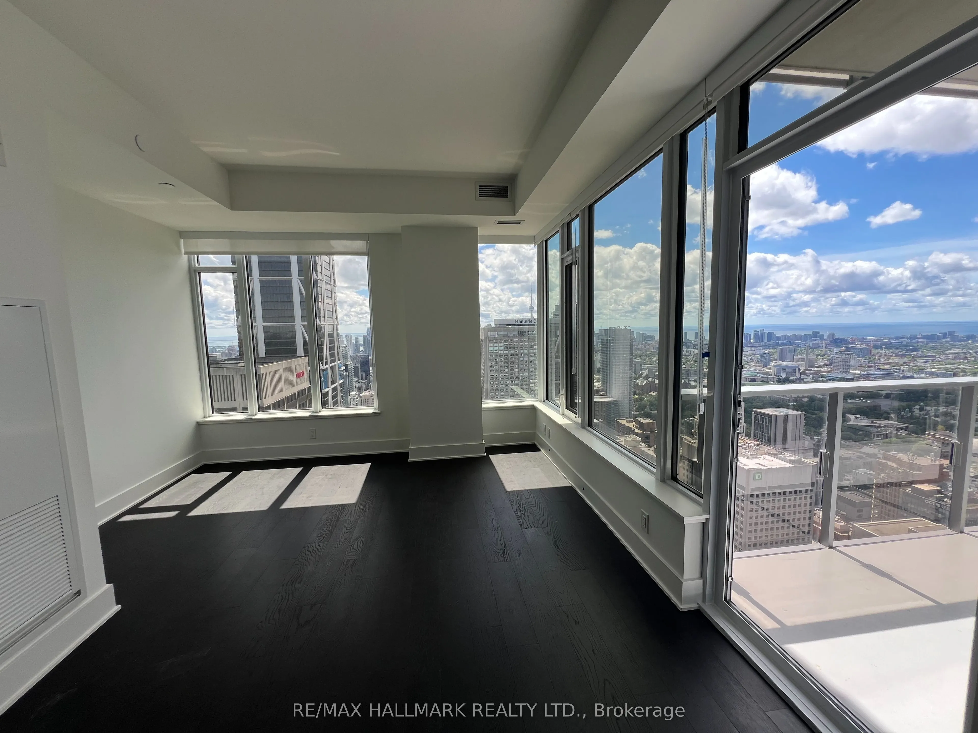 11 Yorkville Avenue, #4709