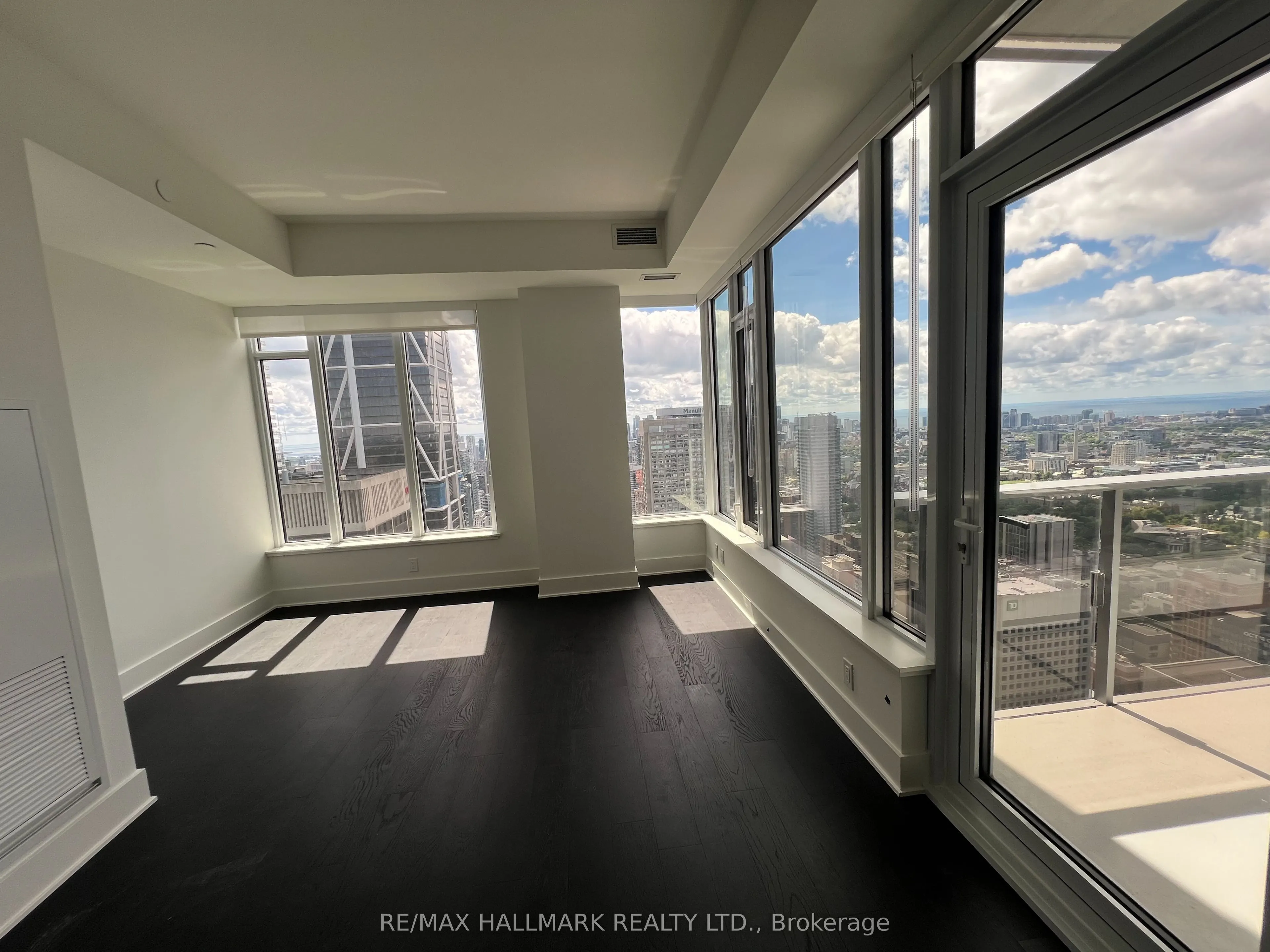 11 Yorkville Avenue, #4709