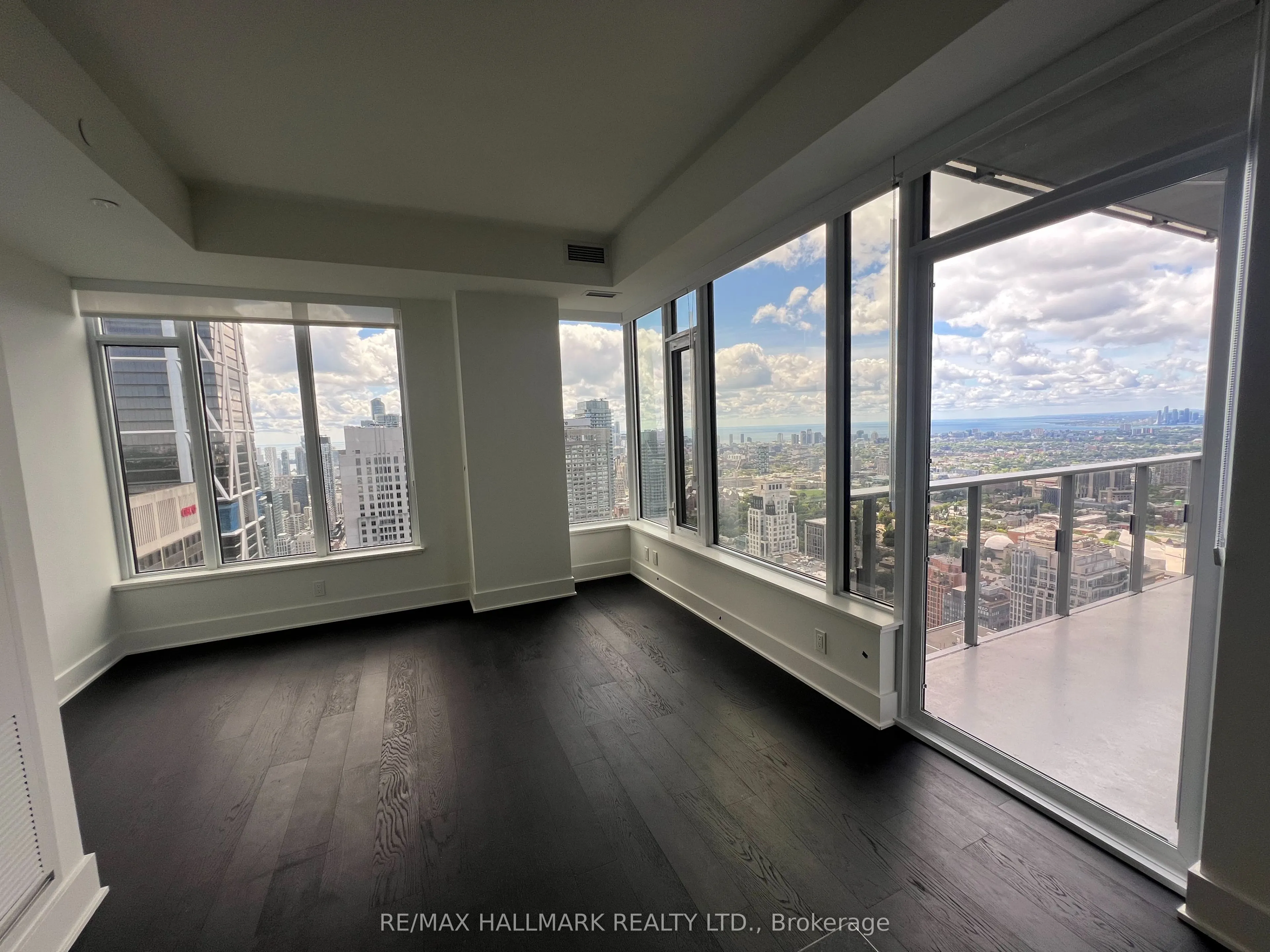 11 Yorkville Avenue, #4709