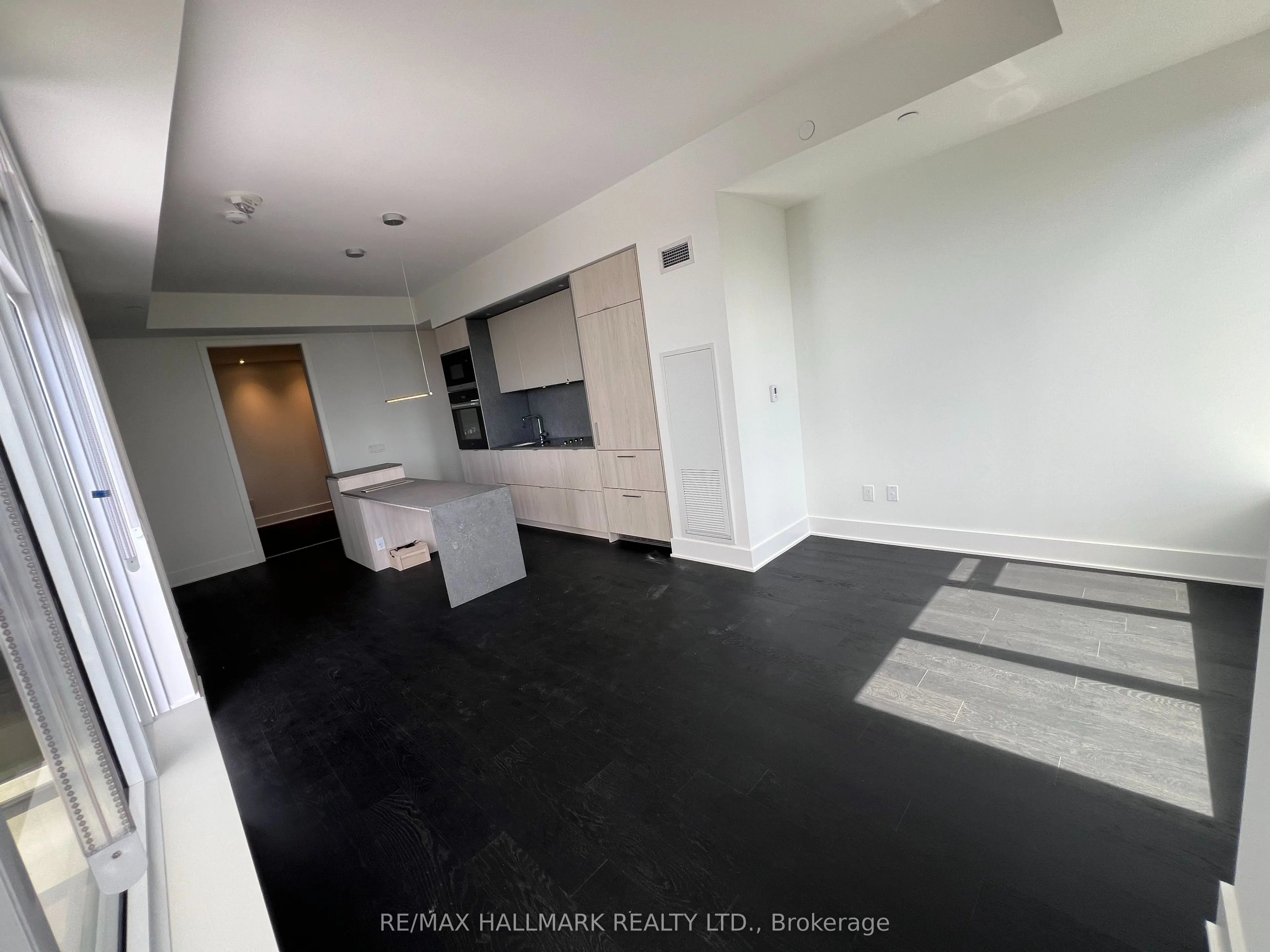 11 Yorkville Avenue, #4709