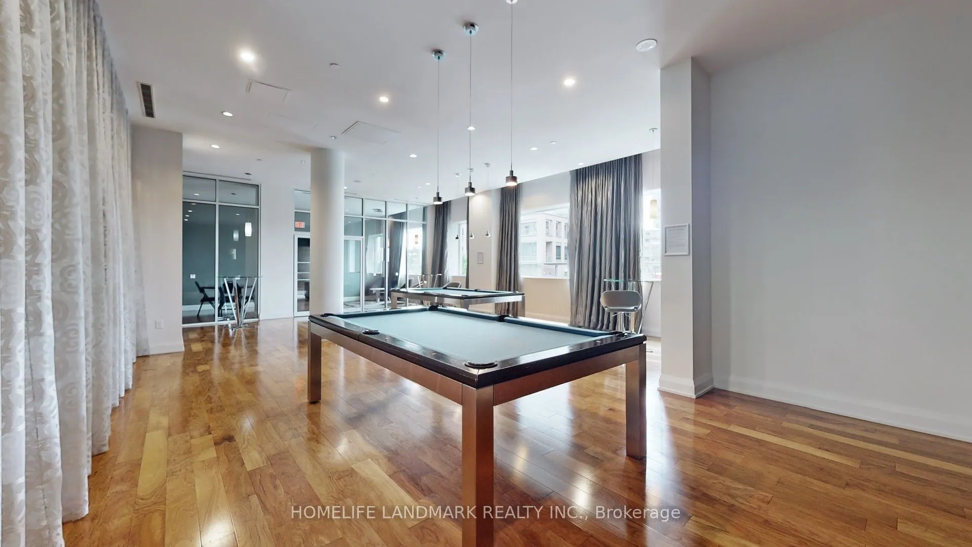 66 Forest Manor Road, #1208