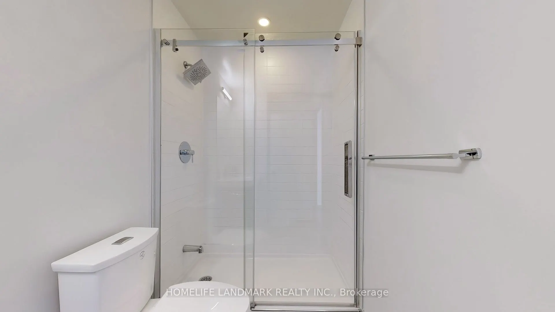 66 Forest Manor Road, #1208