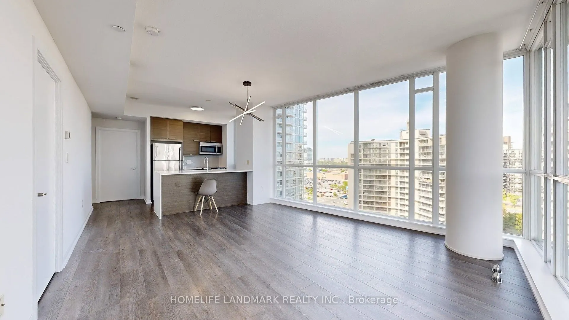 66 Forest Manor Road, #1208