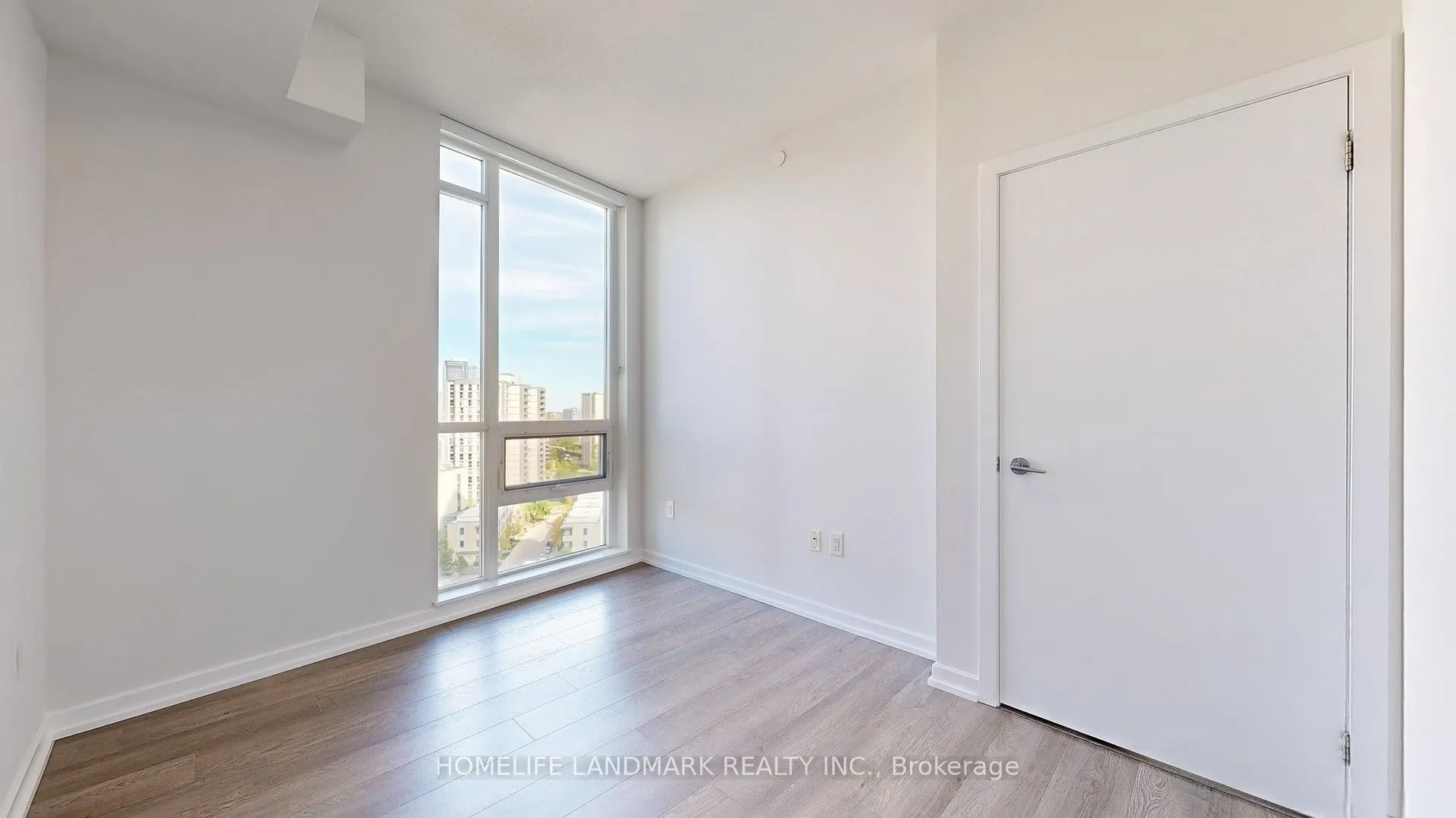 66 Forest Manor Road, #1208