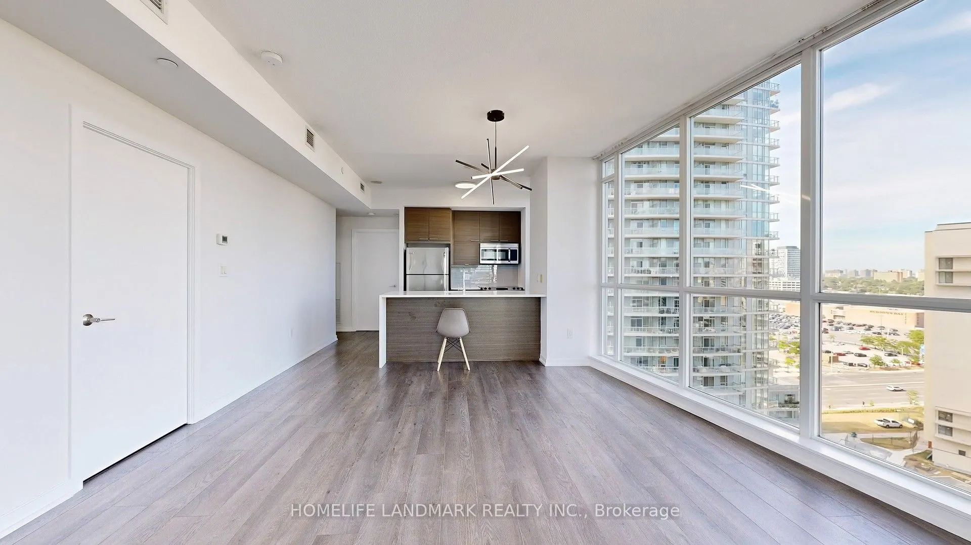 66 Forest Manor Road, #1208