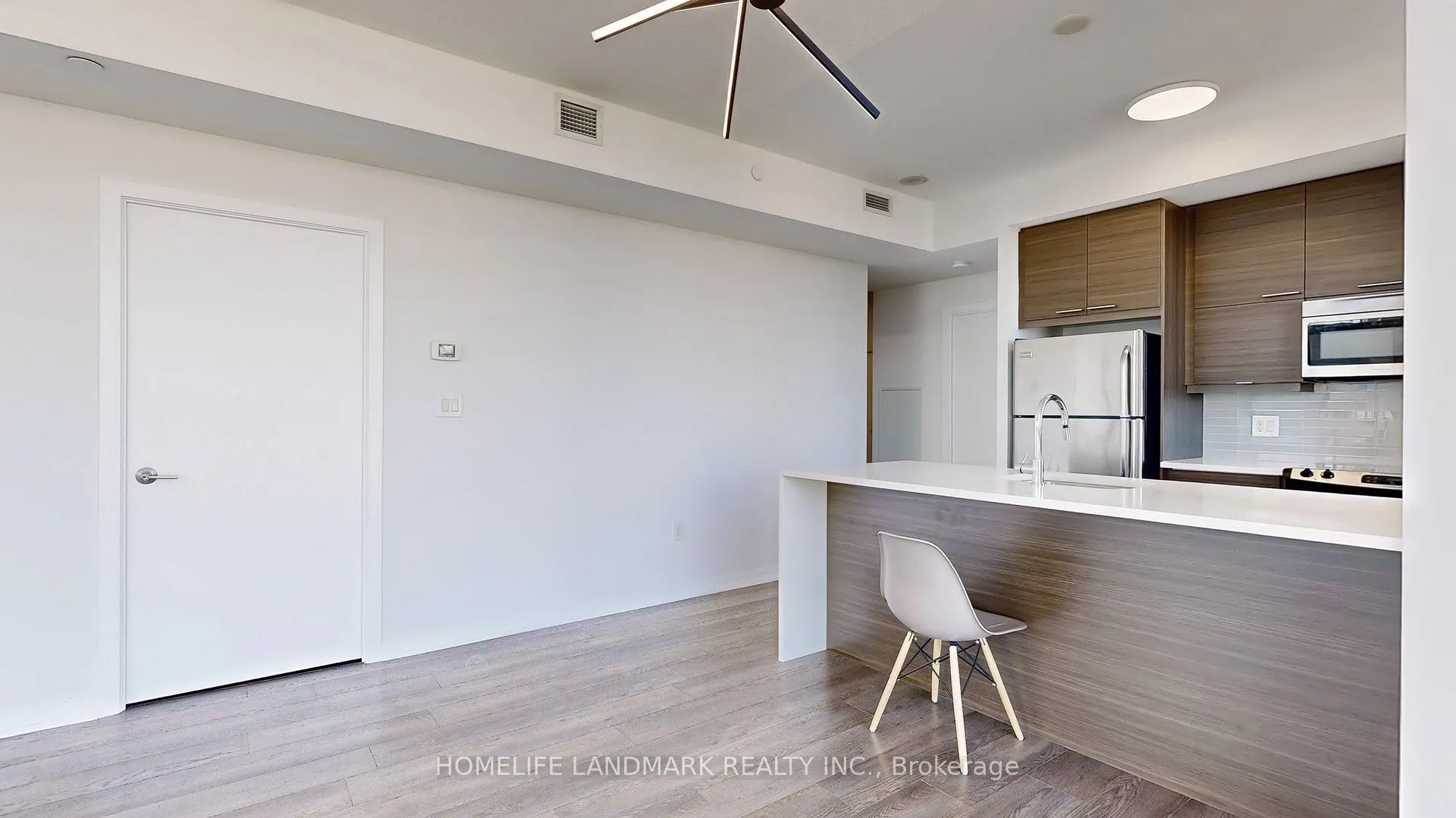 66 Forest Manor Road, #1208